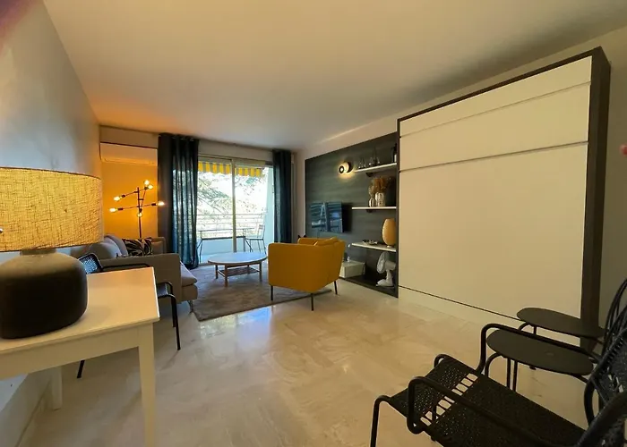 C012-Appartement Confortable Avec Piscine, Tennis Et Grand Parc